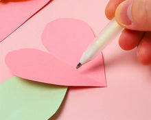 Load image into Gallery viewer, ကော်ကပ် ဘော့ပင်- WHE0334